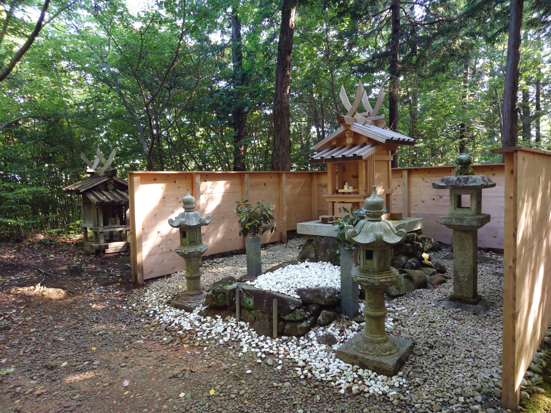 高塚神社